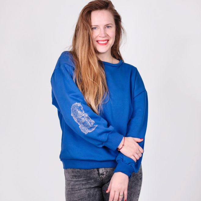 Ráda bych vám představila naši horkou vánoční limitku 🎉 Organickou mikinu Astrid a eja, kterou jsme společně s Petrou...